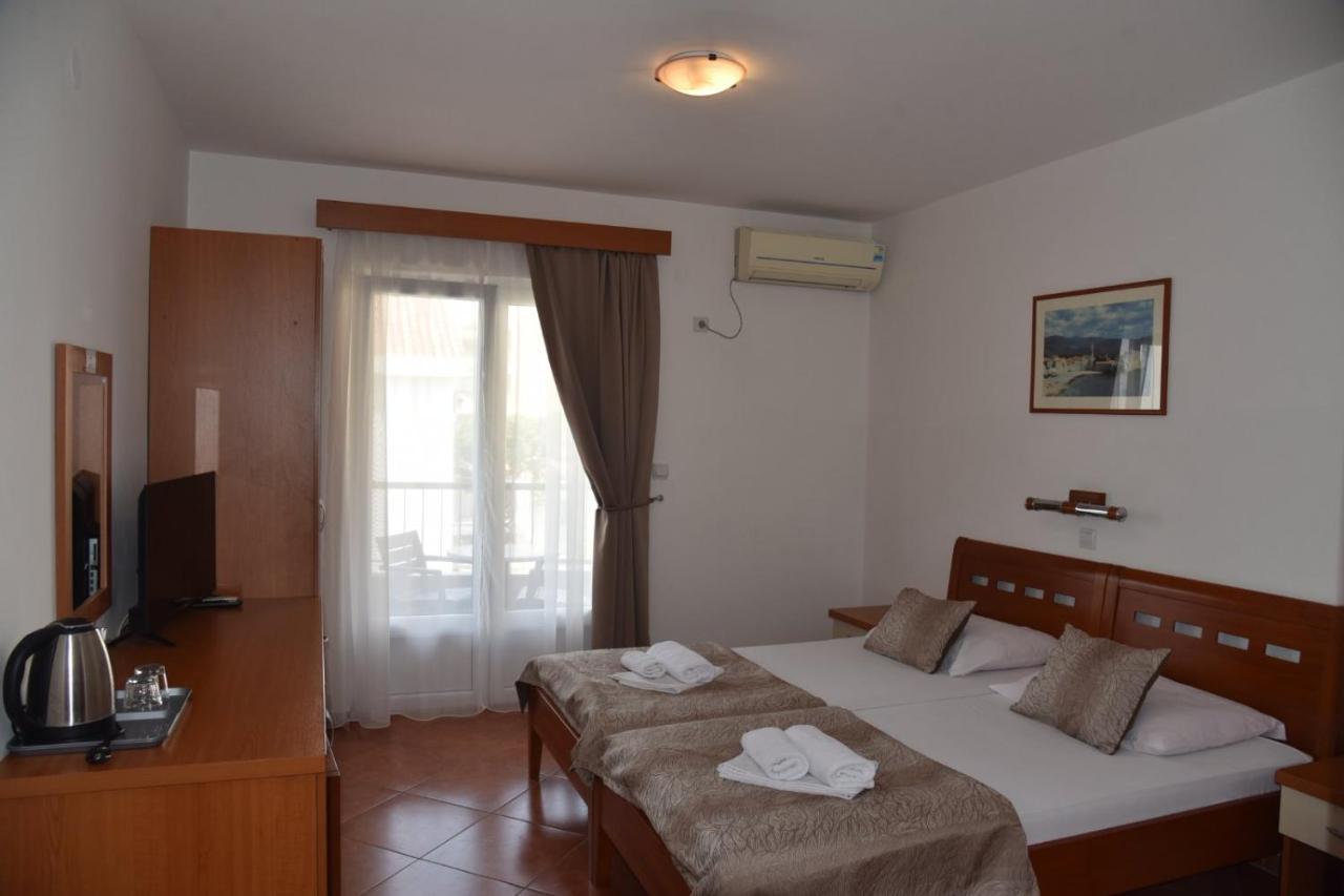 Guest House Zec Budva Exterior photo