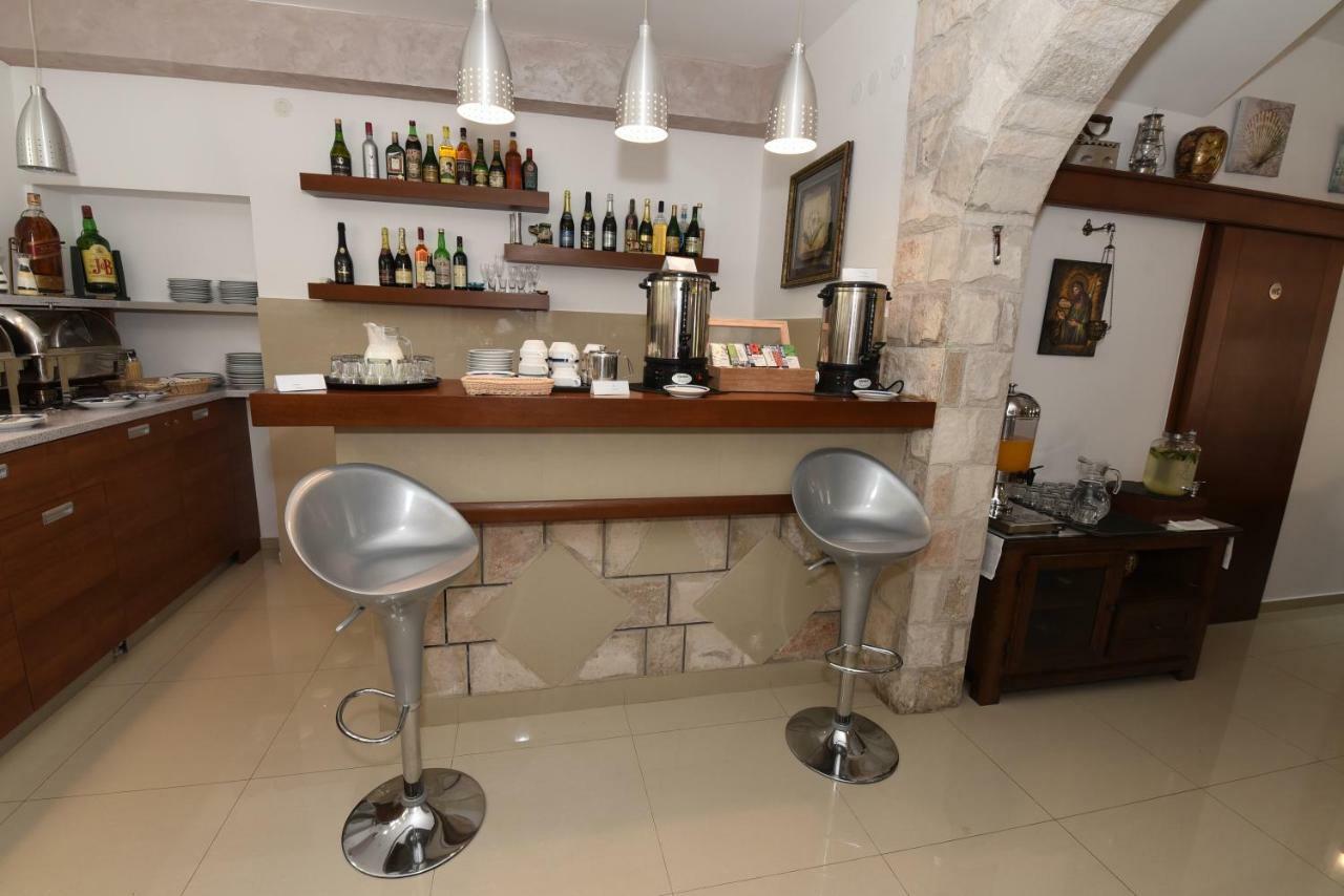 Guest House Zec Budva Exterior photo